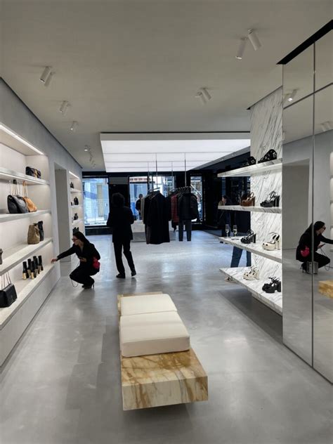 ysl winkel amsterdam|ysl store amsterdam.